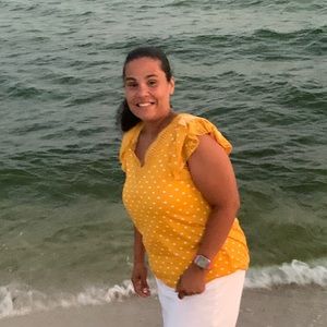 Meet your Posher, Nina